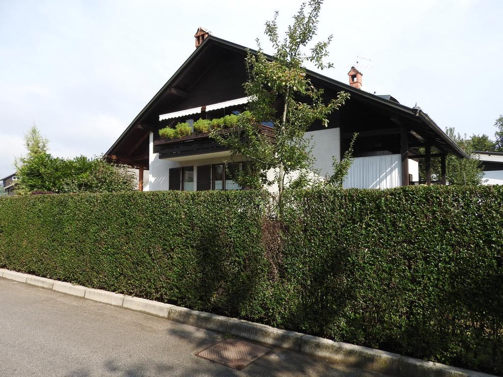 Guest House Vera Bled Exteriör bild