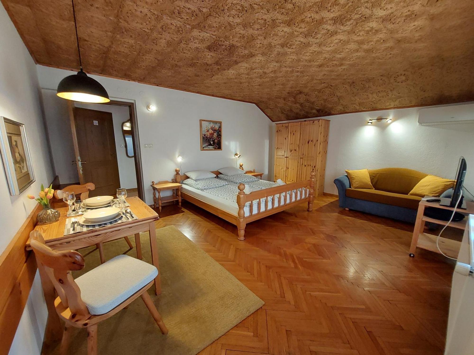 Guest House Vera Bled Rum bild